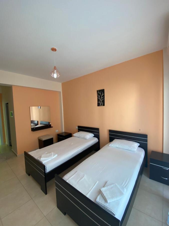 Villa Sopebra Sarandë Exteriör bild
