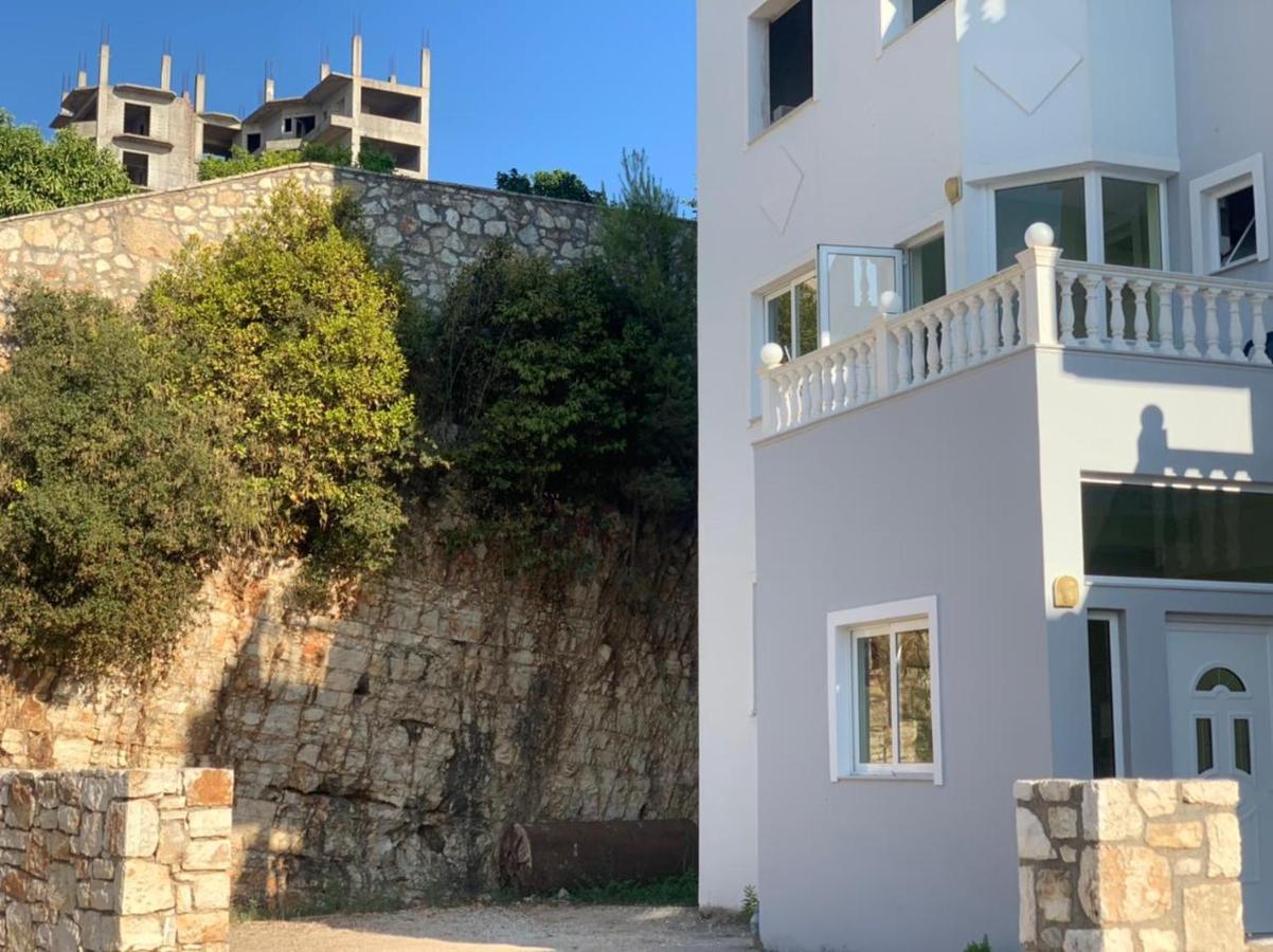 Villa Sopebra Sarandë Exteriör bild