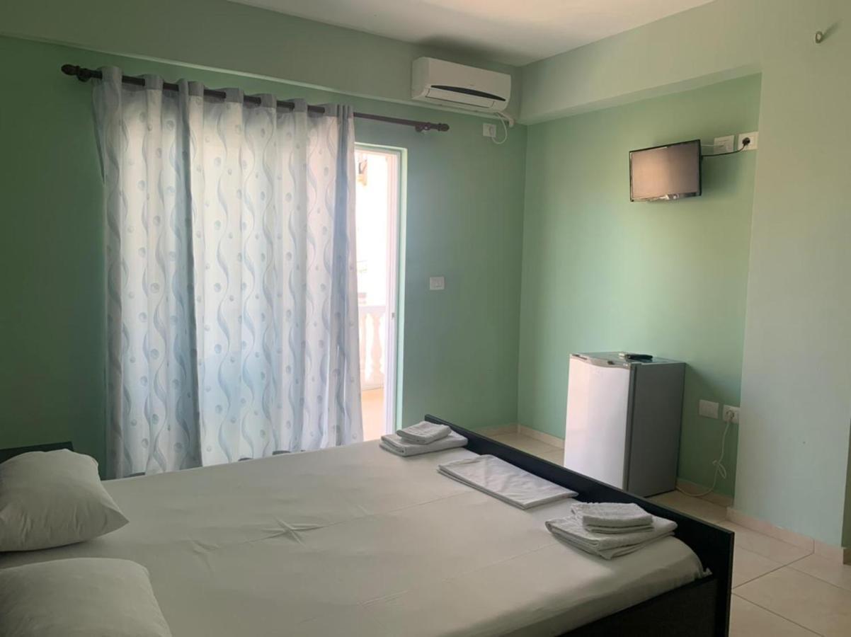 Villa Sopebra Sarandë Exteriör bild