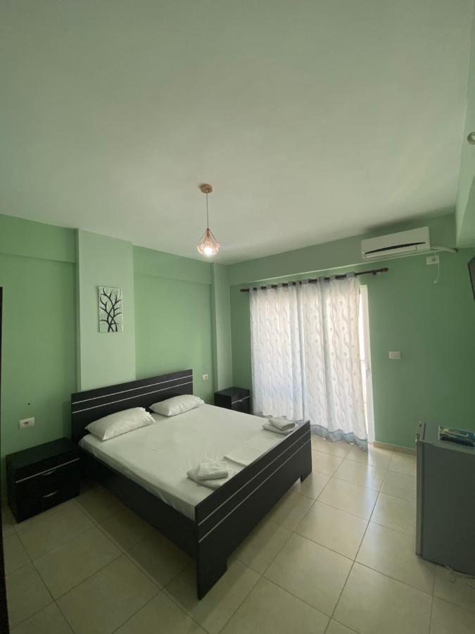 Villa Sopebra Sarandë Exteriör bild